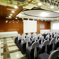 Suites Plaza Hotel & Wellness