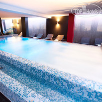 Acta Arthotel Q