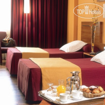 Acta Arthotel Q
