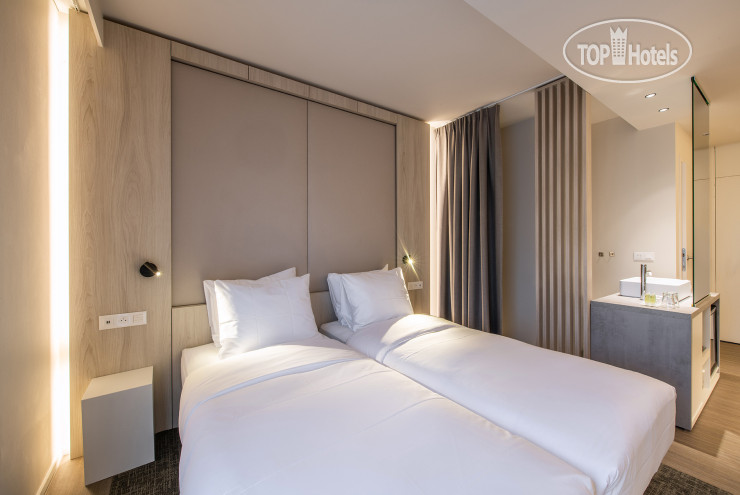 New photos from tourists Begijnhof 4*