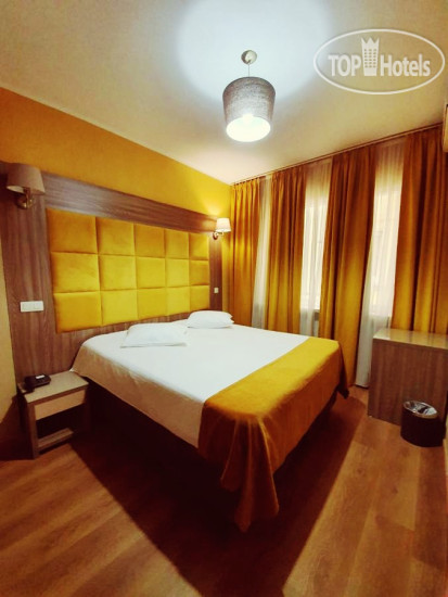 Hotel photo Midi-Zuid 3*