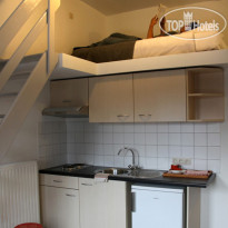 13 O'clock Hostel