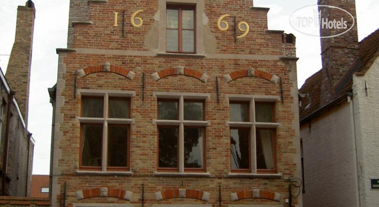 Hotelier's photos 1669 B & B 3*