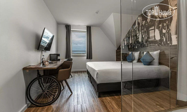 Hotel photo Velotel 4*
