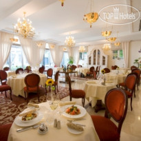 Hotel Dukes Palace Ресторан Manuscript
