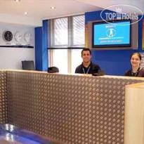 Piccadilly Backpackers Стойка регистрации