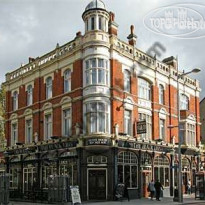 The Black Lion 