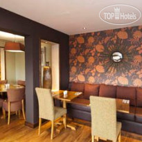 Premier Inn London Hanger Lane Ресторан