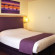 Premier Inn London Kensington Номер