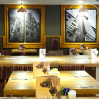 Premier Inn London Leicester Square Ресторан