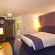 Premier Inn London Stratford Номер