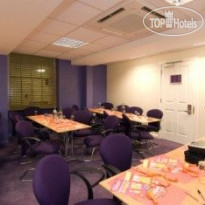 Premier Inn London Victoria Конференц-зал
