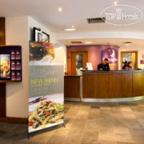 Premier Inn London Wembley Stadium Холл