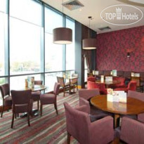 Premier Inn London Wimbledon South Ресторан
