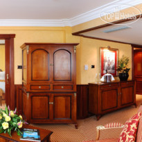 Melia White House