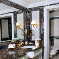 The Bentley London - A Hilton Hotel 