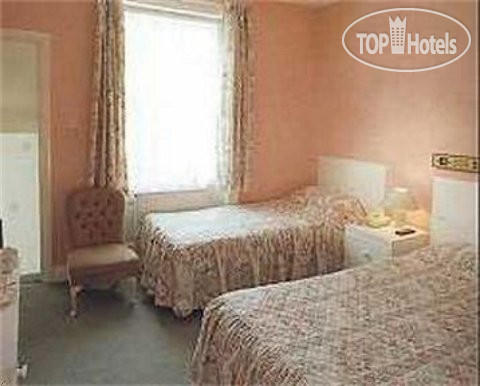 New photos from tourists Queensway 2*