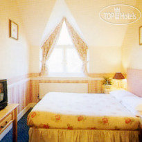 Langorf Hotel & Apartments 