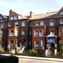 Langorf Hotel & Apartments 