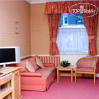 Langorf Hotel & Apartments 