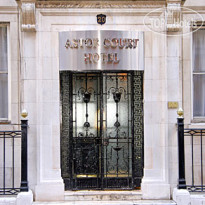 Astor Court