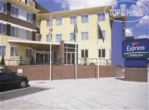 Hotelier's photos Holiday Inn Express London-Wimbledon-South 3*