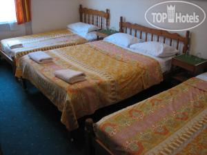 New photos from tourists St. Athans 2*