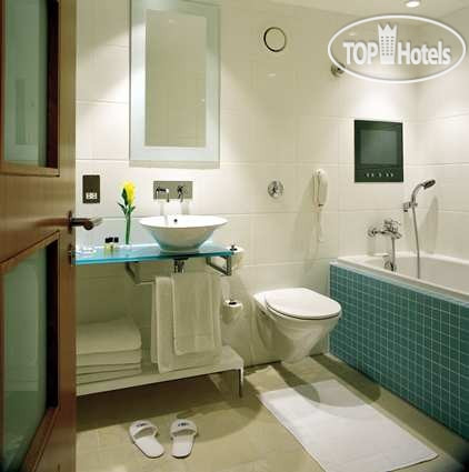 Hotel photo Hilton Gatwick 4*