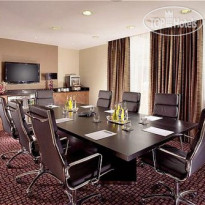 Crowne Plaza London Ealing Executive Boardroom