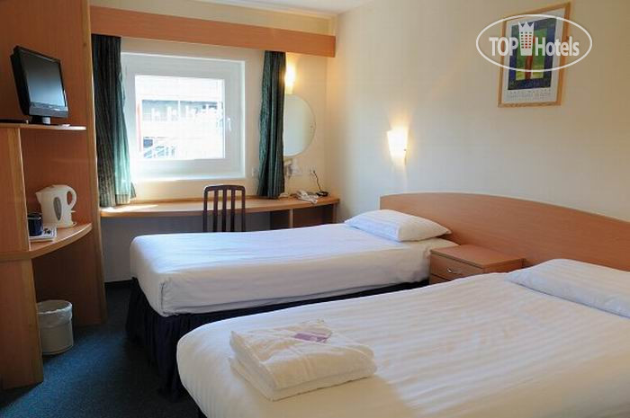 New photos from tourists Ibis Styles London Excel 3*