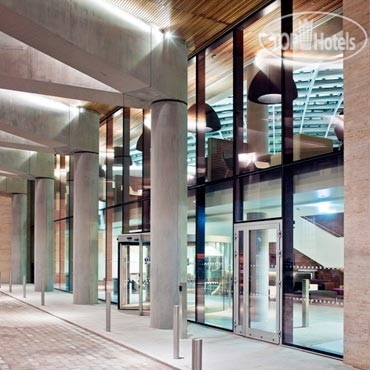 Hotel photo DoubleTree by Hilton Hotel London Tower of London  4*