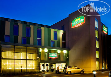 Hotel photo Courtyard by Marriott London Gatwick Airport 4*