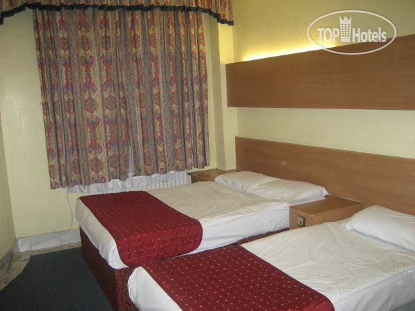 New photos from tourists Kings Hotel near Hyde Park 2*