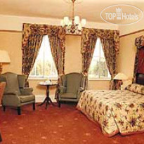 The Britannia Russ Hill Hotel Gatwick 