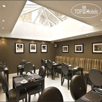 Tophams Hotel 