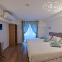 Ambassadors Hotel