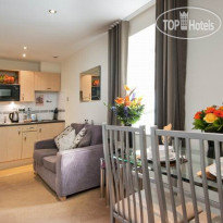 Grand Plaza Apartments 