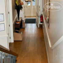 Fifty-Four Boutique Hotel 