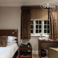 Fifty-Four Boutique Hotel 