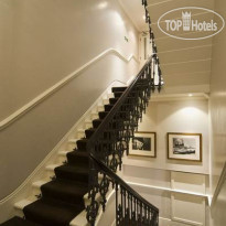 Fifty-Four Boutique Hotel 