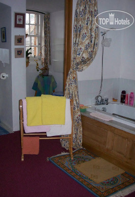 New photos from tourists Castle Levan 