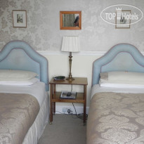 Ashlyn Guest House 