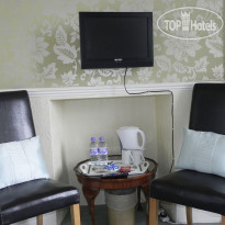Ashlyn Guest House 