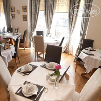 Castleview Guest House 