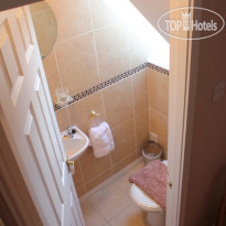 Marchfield Guest House B&B 