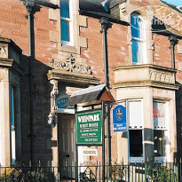 Whin Park Guest House 