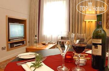 Hotel photo Apex City 4*