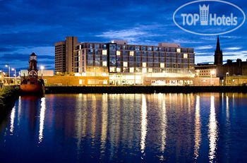 Hotel photo Apex City Quay Hotel & Spa 4*