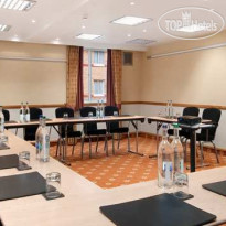 DoubleTree by Hilton Bristol North 