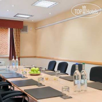 DoubleTree by Hilton Bristol North 